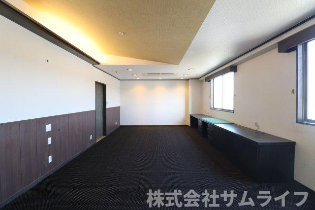 【洋室】 | セントロイヤル