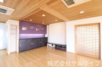 【居間・リビング】 | セントロイヤル