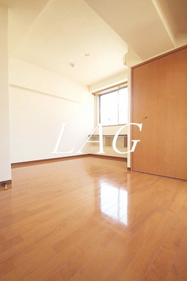 【居間・リビング】 | シャンブリーズ御茶ノ水 | 洋室のお部屋です。