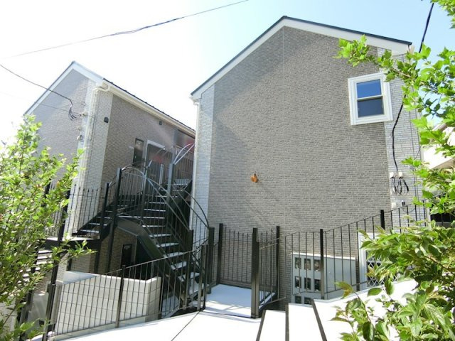 ハーミットクラブハウス大倉山ⅡB棟