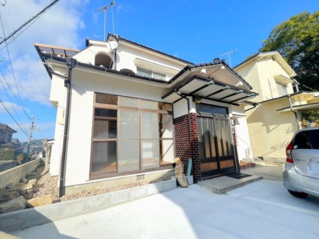  焼山中央3丁目貸家の外観