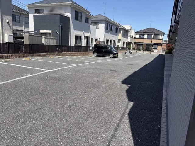 レオパレスアゼリアカーサのその他