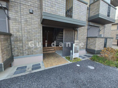 【エントランス】 | ロイヤルコートB棟