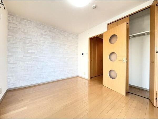 ラカーサ今里の寝室