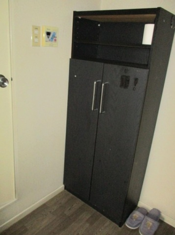 エステート小谷の玄関