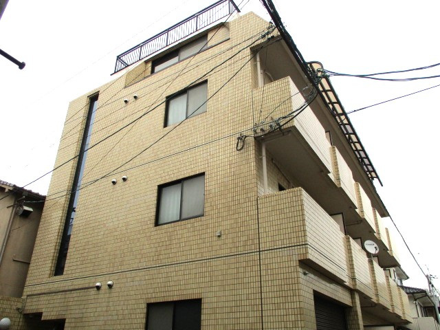 エステート小谷の外観