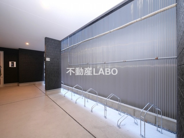 ALEGRIA平野本町Ⅱのエントランス