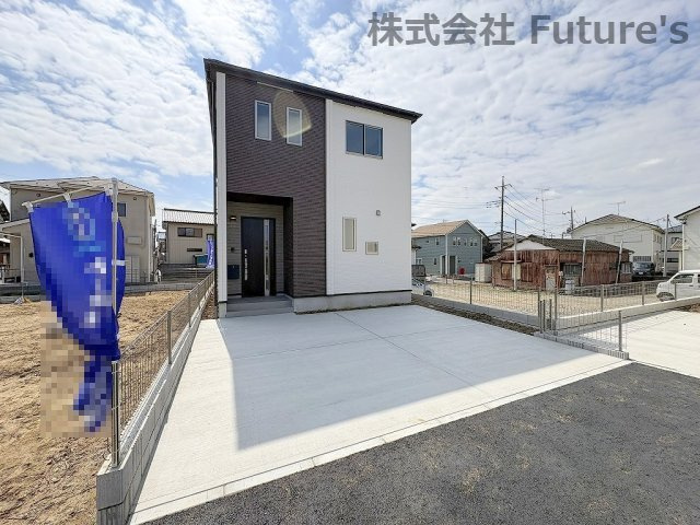 三郷市戸ケ崎　新築戸建　全2棟　B号棟の外観|前面開発道路で安心の住まいです