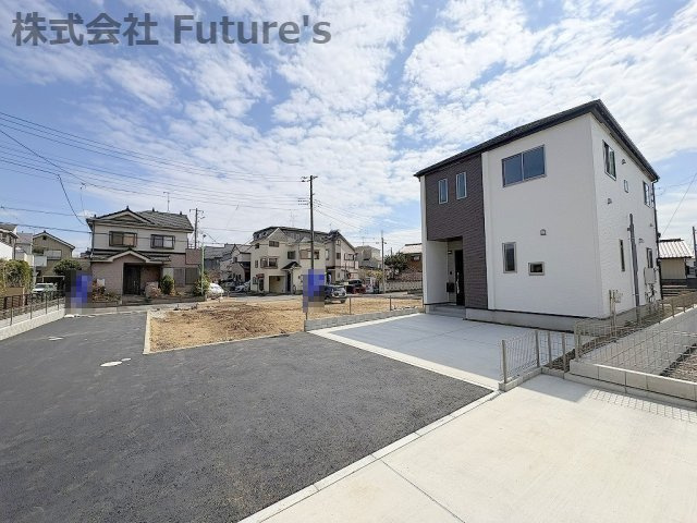 三郷市戸ケ崎　新築戸建　全2棟　B号棟の前面道路含む現地写真|前面道路含む現地写真です。