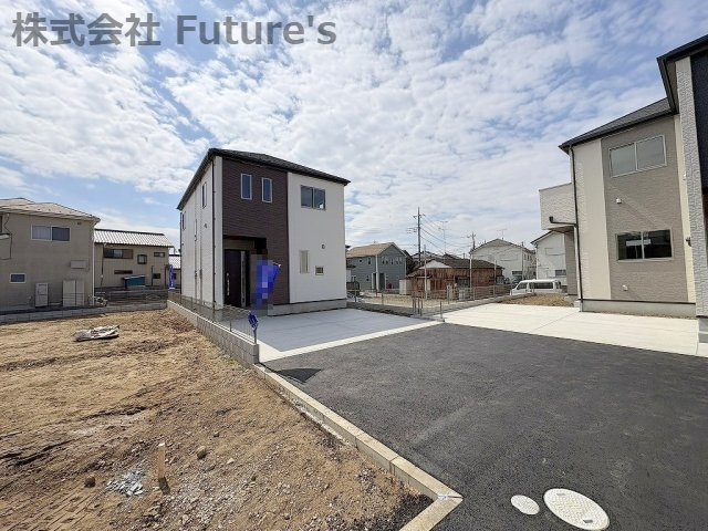 三郷市戸ケ崎　新築戸建　全2棟　B号棟の前面道路含む現地写真|前面道路含む現地写真です。
