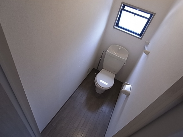 神戸市須磨区千守町１丁目のアパートのトイレ