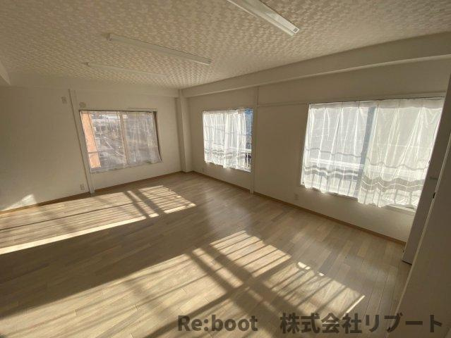 朝日ビル西船駅前の内装