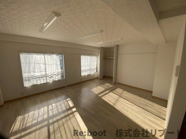 朝日ビル西船駅前の内装