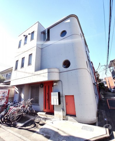 中野区中央２丁目の賃貸マンションの外観