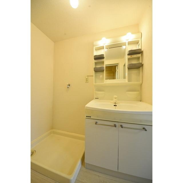 府中市八幡町２丁目の賃貸マンションの洗面所|洗面所