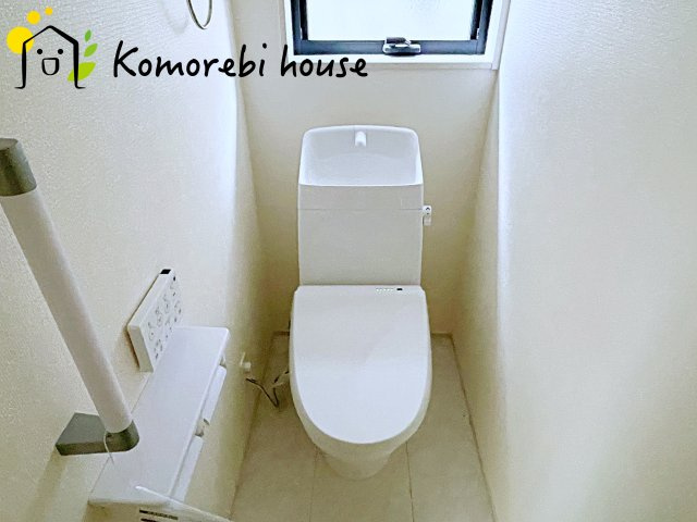 上尾市浅間台　新築一戸建て　リーブルファイン　01のトイレ|トイレです