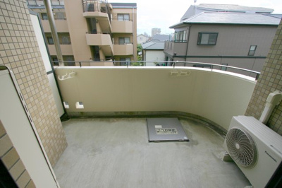 【バルコニー】 | ソレイユレヴァン