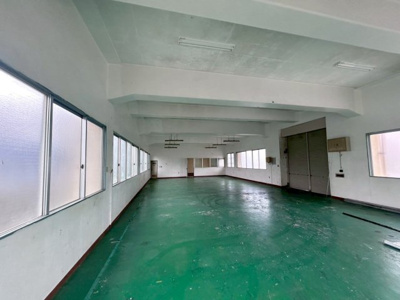 【シャワールーム】 | 宜野湾倉庫兼事務所 | ※退去前の為、写真と現状が異なる場合がございます