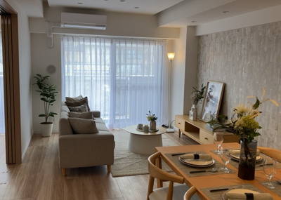 【外観】 | ライオンズマンション南大沢 | 外観はマンション管理がされているかの目安になります。築年数が古いと、壁面は劣化してひび割れが生じることも！建物が古びていても細かいところが修繕されていると、きちんと管理されているなぁと感じるでしょう。