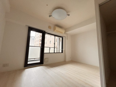 【居間・リビング】 | エイペックス東心斎橋Ⅱ | エイペックス東心斎橋II　洋室