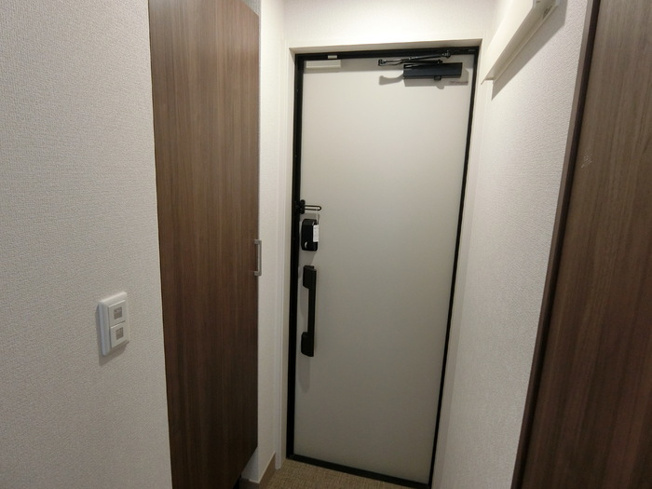 【玄関】Ｄ－ＲＯＯＭ七曲Ⅱ