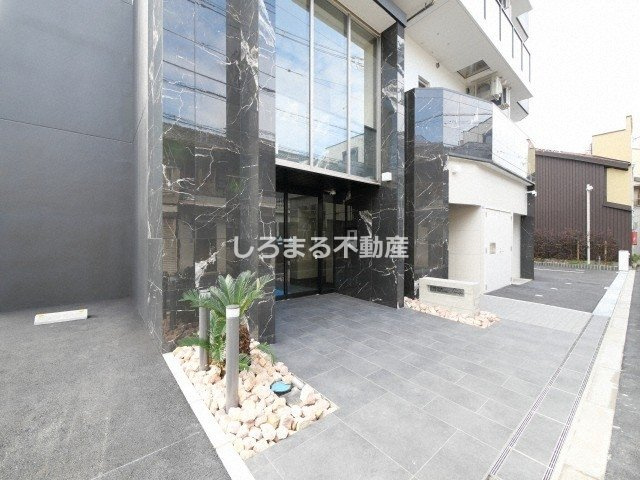 エステムコート大阪福島ルアーナのエントランス