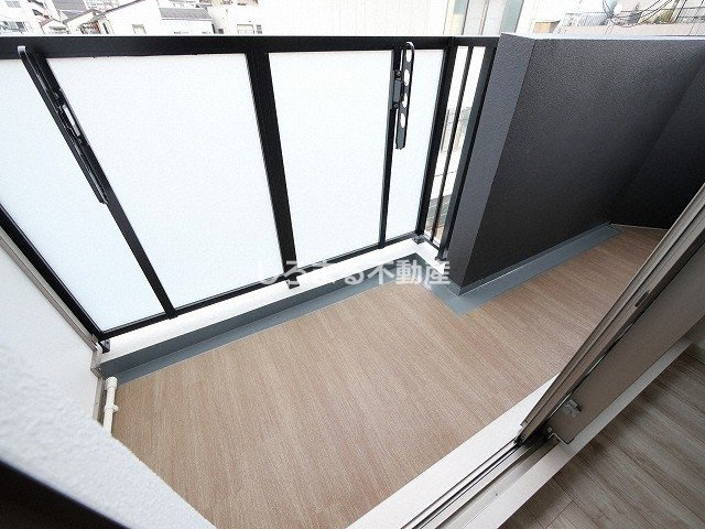 エステムコート大阪福島ルアーナのバルコニー