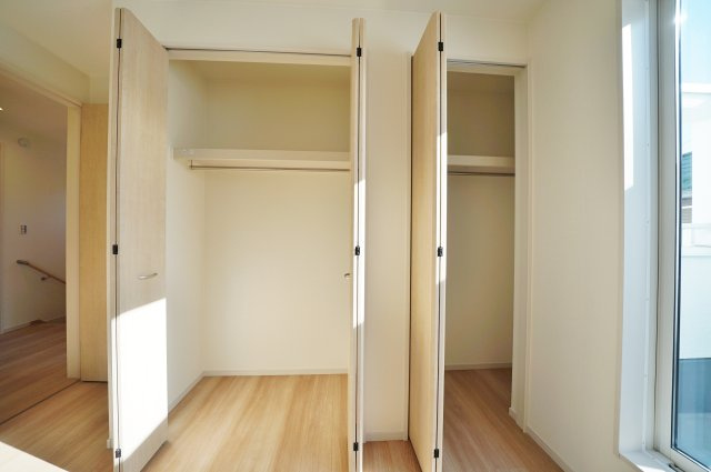 【横浜市旭区中白根2丁目46-12新築戸建て】★仲介手数料無料★（白根小学校・上白根北中学校）の収納