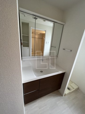 【洗面所】 | 富士林プラザ15番館 | 富士林プラザ15番館　独立洗面台