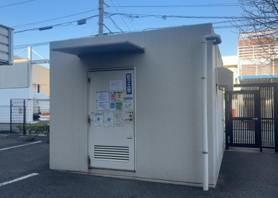 【構造・工法・仕様】 | サンクレイドル橋本 | ＲＣ造、Reinforced Concreteは直訳すると補強されたコンクリートです。主に柱や梁・床・壁が鉄筋とコンクリートで構成おり、鉄筋を組んだ型枠にコンクリートを流し込んで固めたものを指します。