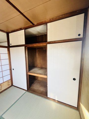 伊川谷住宅4号棟の収納