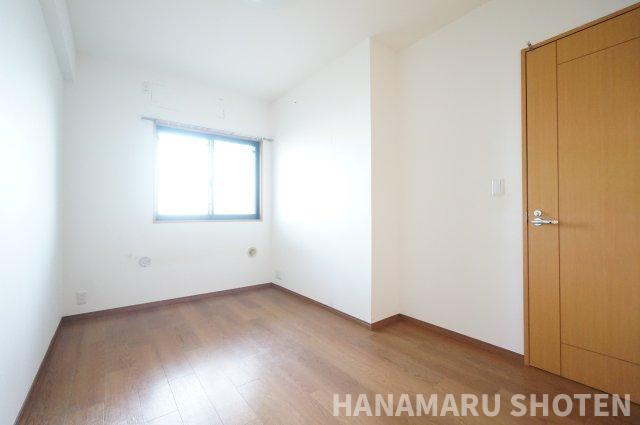 アクアウィング353の洋室|＊当日ご案内可＊ご希望の物件まとめてご案内！弊社が掲載していない物件でもOK♪お気軽にご相談ください ♪お電話でのお問合わせがスムーズ♪