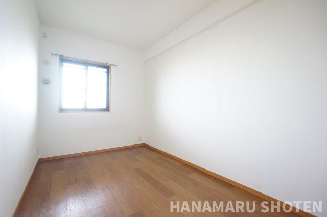 アクアウィング353の洋室|＊当日ご案内可＊ご希望の物件まとめてご案内！弊社が掲載していない物件でもOK♪お気軽にご相談ください ♪お電話でのお問合わせがスムーズ♪