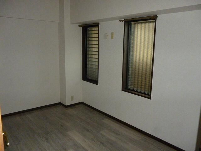 朝日プラザ紺屋町の洋室