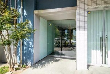 【エントランス】 | コンシェリア西新宿