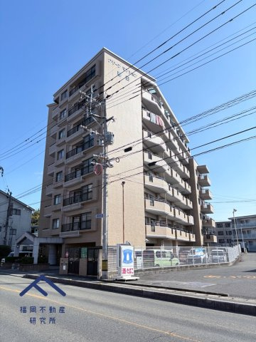 グリーンマンションラフィネ春日の外観