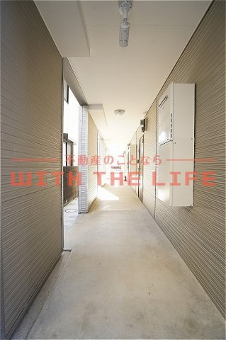 レアルグレイス　A棟【キャッシュバック対象】のロビー|建物の内部です