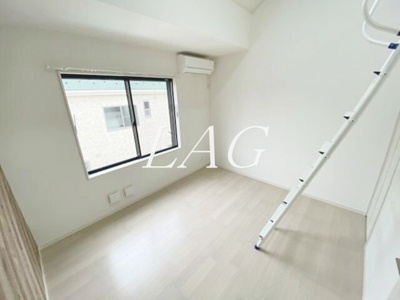 【居間・リビング】 | メゾン・ド・スピカ | 洋室のお部屋です。