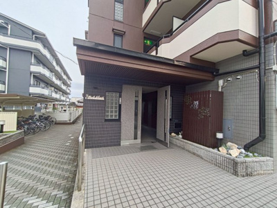 【エントランス】 | 第二ドゥエルなかせい