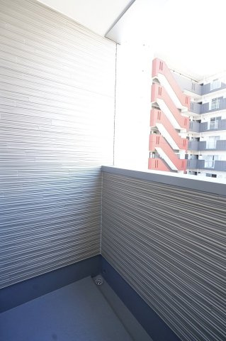 レアルグレイス　A棟【キャッシュバック対象】のバルコニー|落ち着いた時間を過ごせるバルコニーです