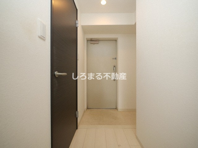 グランシャリオ（関目）の玄関