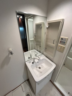 【独立洗面台】 | クレアートヨーロッパアベニューシティライフ | クレアートヨーロッパアベニューシティライフ　独立洗面化粧台