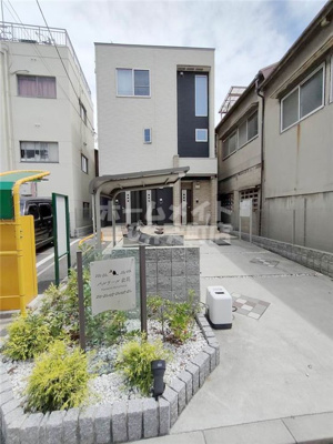 【エントランス】 | パルテールこのはな | 毎日通るエントランスはこのようになっています