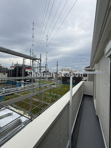 【バルコニー】 | 景観にも開放感があるバルコニー◎
洗濯物・お布団も気持ち良く乾きますよ♪