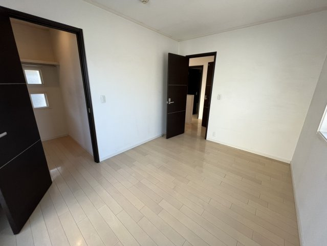 【洋室】の画像