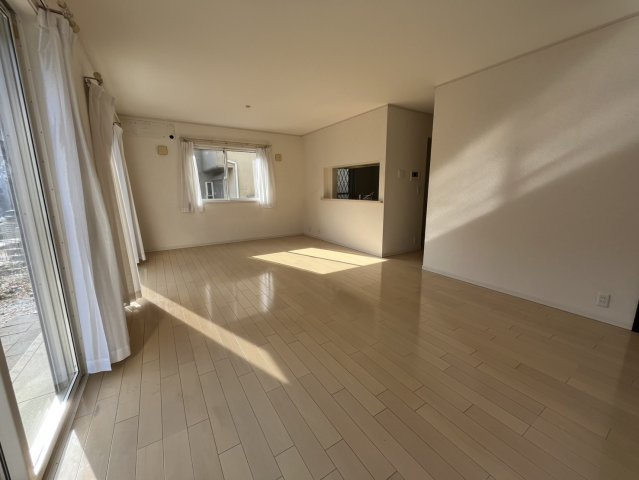 【居間・リビング】の画像