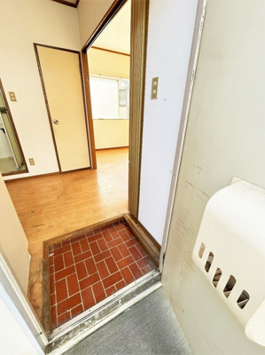 【玄関】 | エステートいずみ