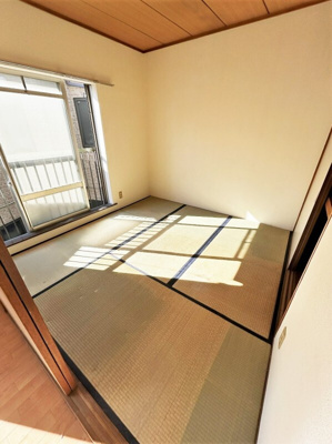 【寝室】 | エステートいずみ