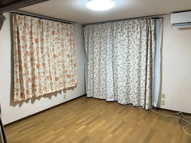 宮戸戸建の居間・リビング