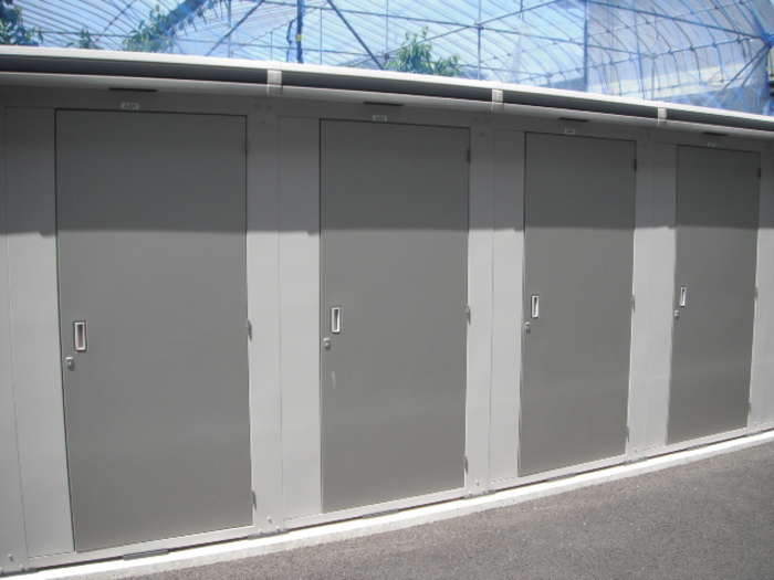 スリー・スター Ⅴ号館 Ａ|A202号室用物置